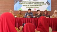 Desa Kapuran berkolaborasi dengan BKKBN Badegan untuk menangani stunting melalui pembinaan ketahanan keluarga dan program Tribina. (doc. Indekap)