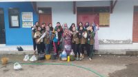 IMG-20240716-WA0039 Dokumentasi bersama Ibu-ibu Pawon Urip. (doc. KKN 24 UINSA)