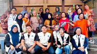 Sosialisasi dan pelatihan pembuatan sabun cuci dari minyak jelantah oleh KKN Universitas Ahmad Dahlan (UAD) Unit III.C.1 (Dok. Istimewa) Sosialisasi dan pelatihan pembuatan sabun cuci dari minyak jelantah oleh KKN Universitas Ahmad Dahlan (UAD) Unit III.C.1 (Dok. Istimewa)