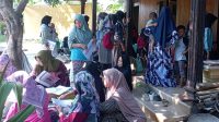 Suasana kegiatan posyandu yang bertempat di Desa Karangmalang Wetan RT 003 RW 001. (doc. KKN Posko 121 UIN Walisongo Semarang)