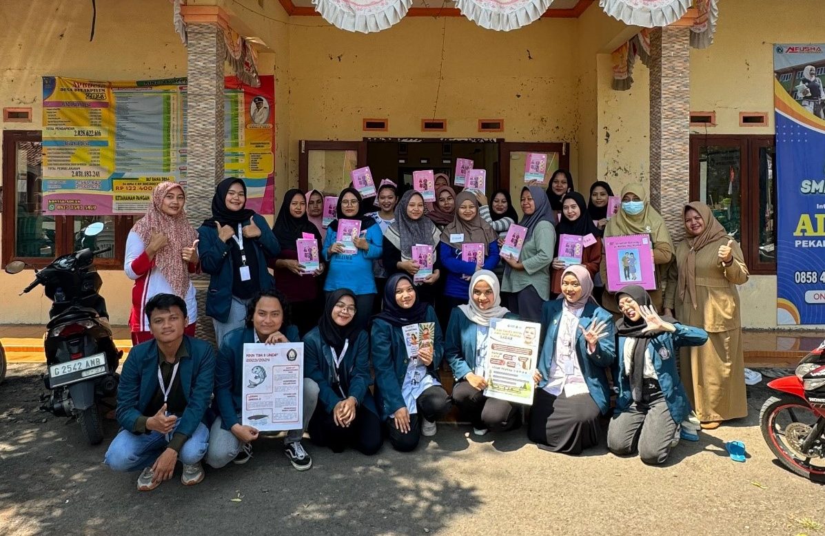 Mahasiswa KKN Tim II UNDIP 2023/2024 Lakukan Program Antisipasi Stunting di Desa Bulak Pelem. (doc. KKN Tim II UNDIP)