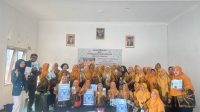 Mahasiswa KKN UNDIP di Desa Bondowoso melakukan pencerdasan “Successful Aging” di perkumpulan ibu-ibu PKK. (doc. Pribadi)