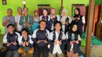 Sesi foto bersama pengurus seusai pelatihan (doc. Pribadi)