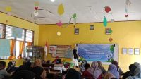 Suasana sosialisasi Pencegahan Anti Bullying Kepada Wali Murid SDN 017 Sungai Guntung Hilir. (doc. Kukerta MBKM UNRI)