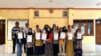 Sesi foto bersama setelah pelaksanaan kegiatan Sosialisasi Pembuatan Mikro Organisme Lokal (MOL).(doc. Pribadi)