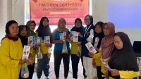 Pembagian obat hipertensi dan pembagian leaflet edukatif tentang pencegahan dan penanganan hipertensi untuk Lansia Desa Klewor. Sabtu (27/07/2024). (doc. KKN UNDIP) Pembagian obat hipertensi dan pembagian leaflet edukatif tentang pencegahan dan penanganan hipertensi untuk Lansia Desa Klewor. Sabtu (27/07/2024). (doc. KKN UNDIP)