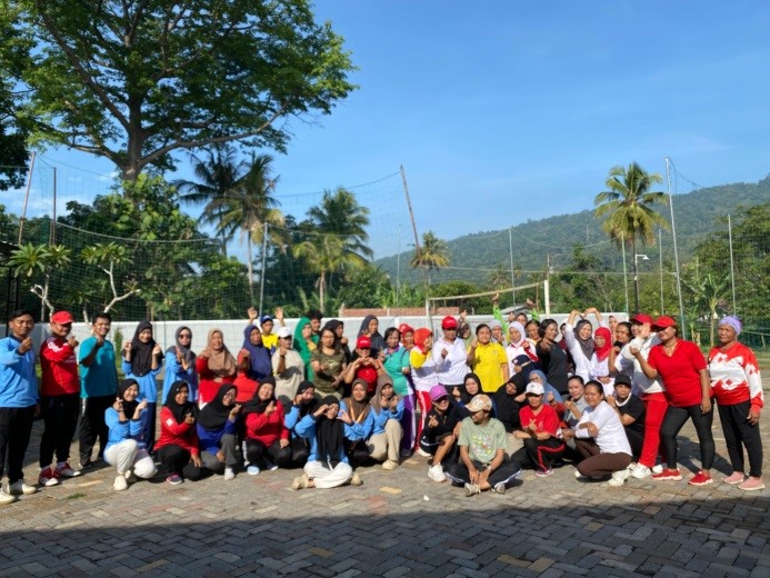 Dokumenrtasi bersama. (doc. KKN Reguler 83 UIN Walisongo Posko 6)