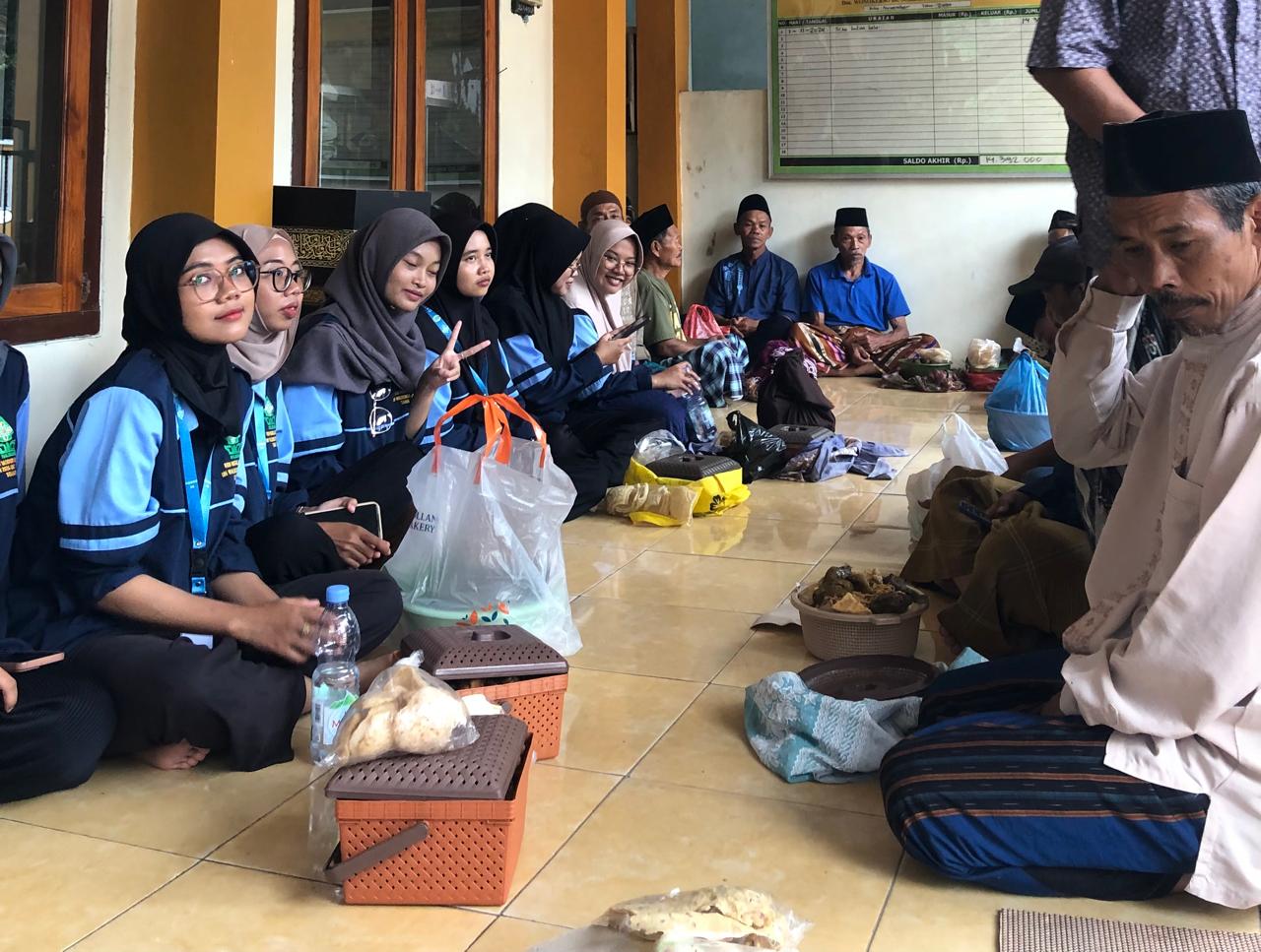 Dokumentasi bersama. (doc. Mahasiswa KKN Posko 26 UIN Walisongo Semarang)