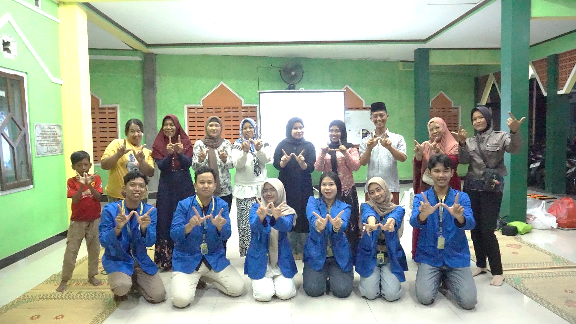 Dokumentasi bersama Kelompok MBKM dari Program Studi Ilmu Komunikasi, Universitas Mercu Buana Yogyakarta. (doc. MBKM FIKOM Universitas Mercu Buana Yogyakarta)