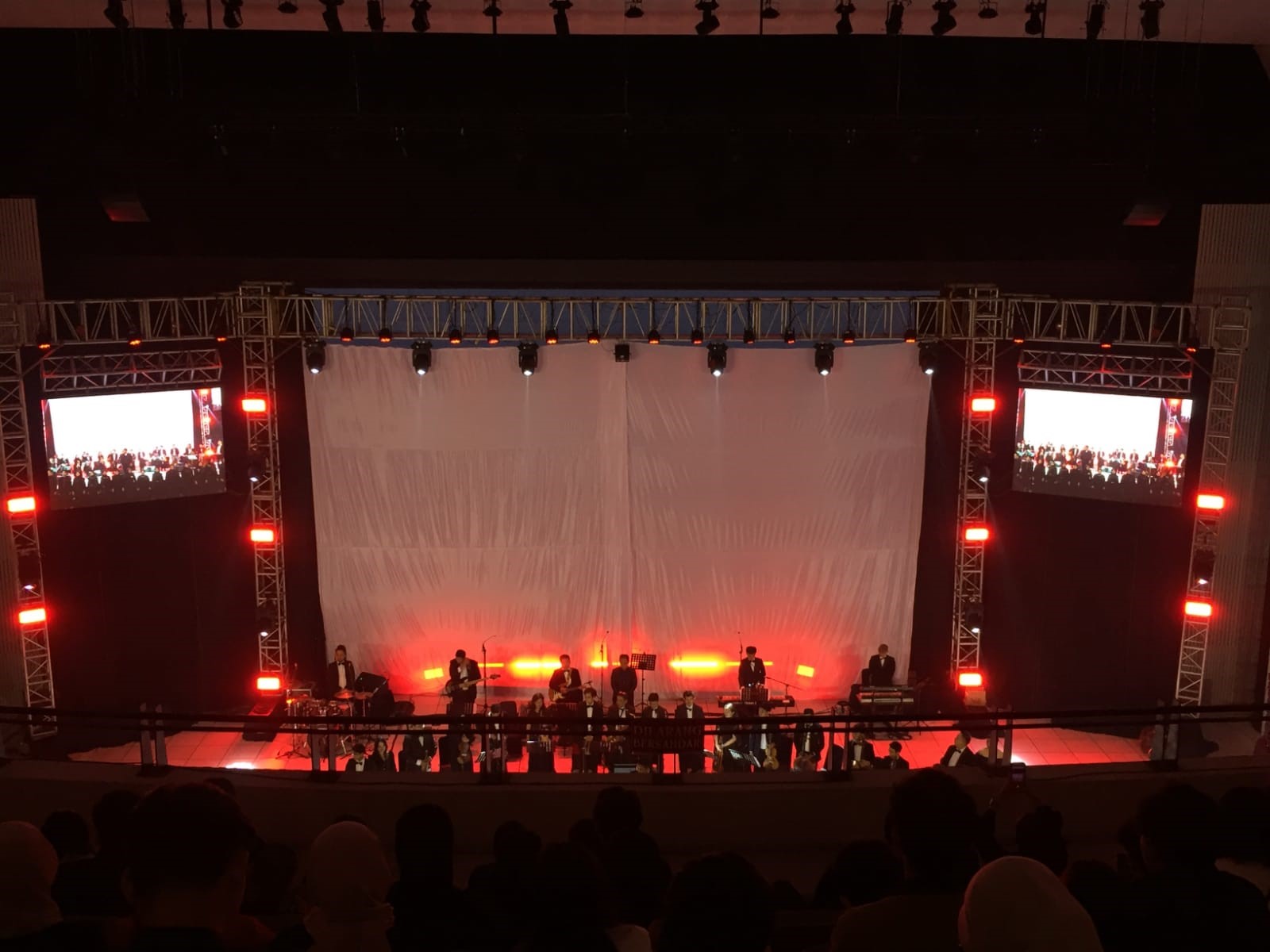 Pertunjukan orkestra Gadda da Vida/dokumentasi pribadi