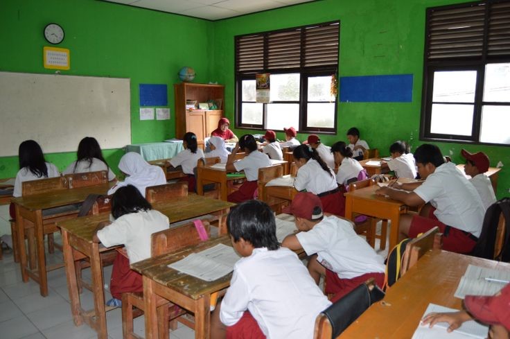 Suasana belajar siswa kelas/pinterest