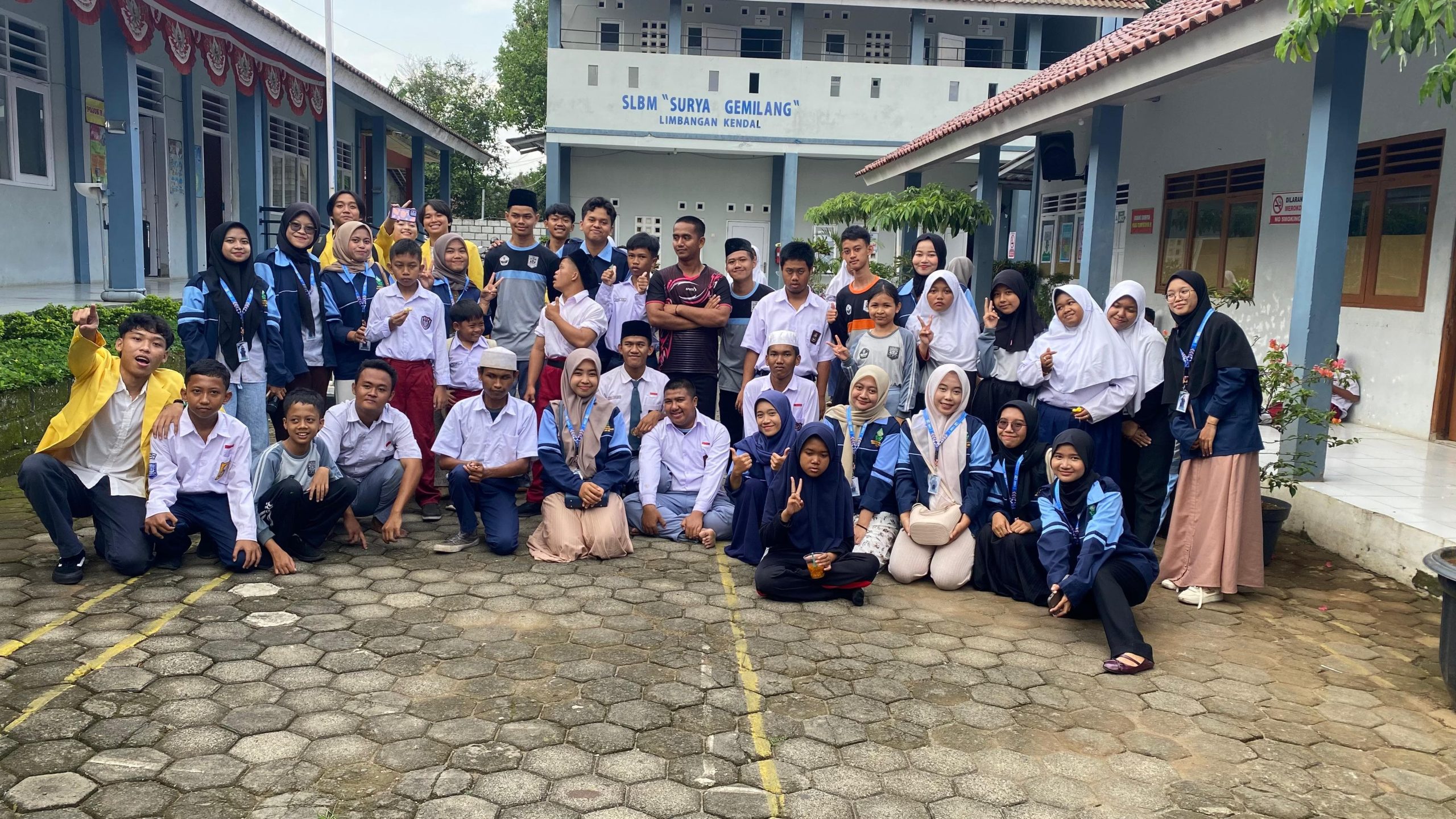 Dokuemntasi bersama. (doc. KKN UIN Walisongo Posko 19)