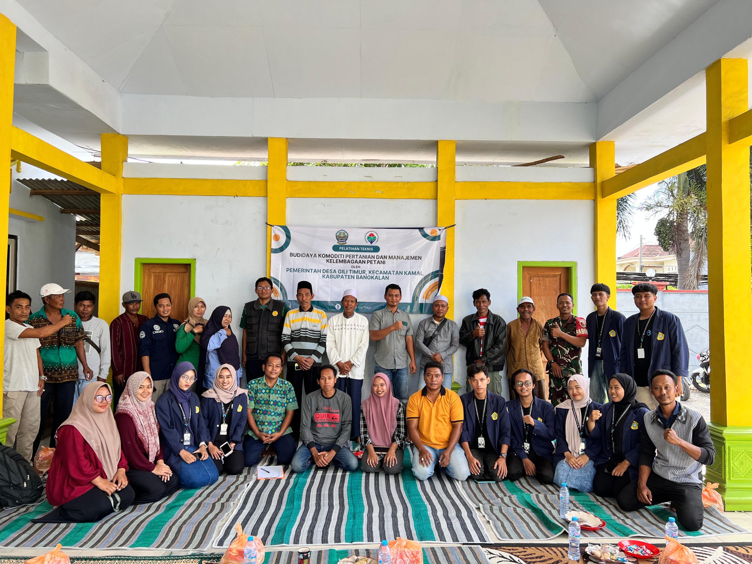 Dokumentasi bersama. (doc. KKN Kelompok 6 UTM)