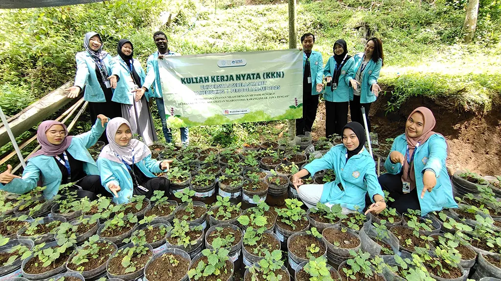 Dokumentasi Hasil Akhir Pelaksanaan Program Kerja Pembibitan Tanaman Nilam di Dukuh Tanen, Desa Kemuning, Ngargoyoso, Karanganyar oleh KKN 31 UNS (19/02/25). (doc. KKN 31 UNS)