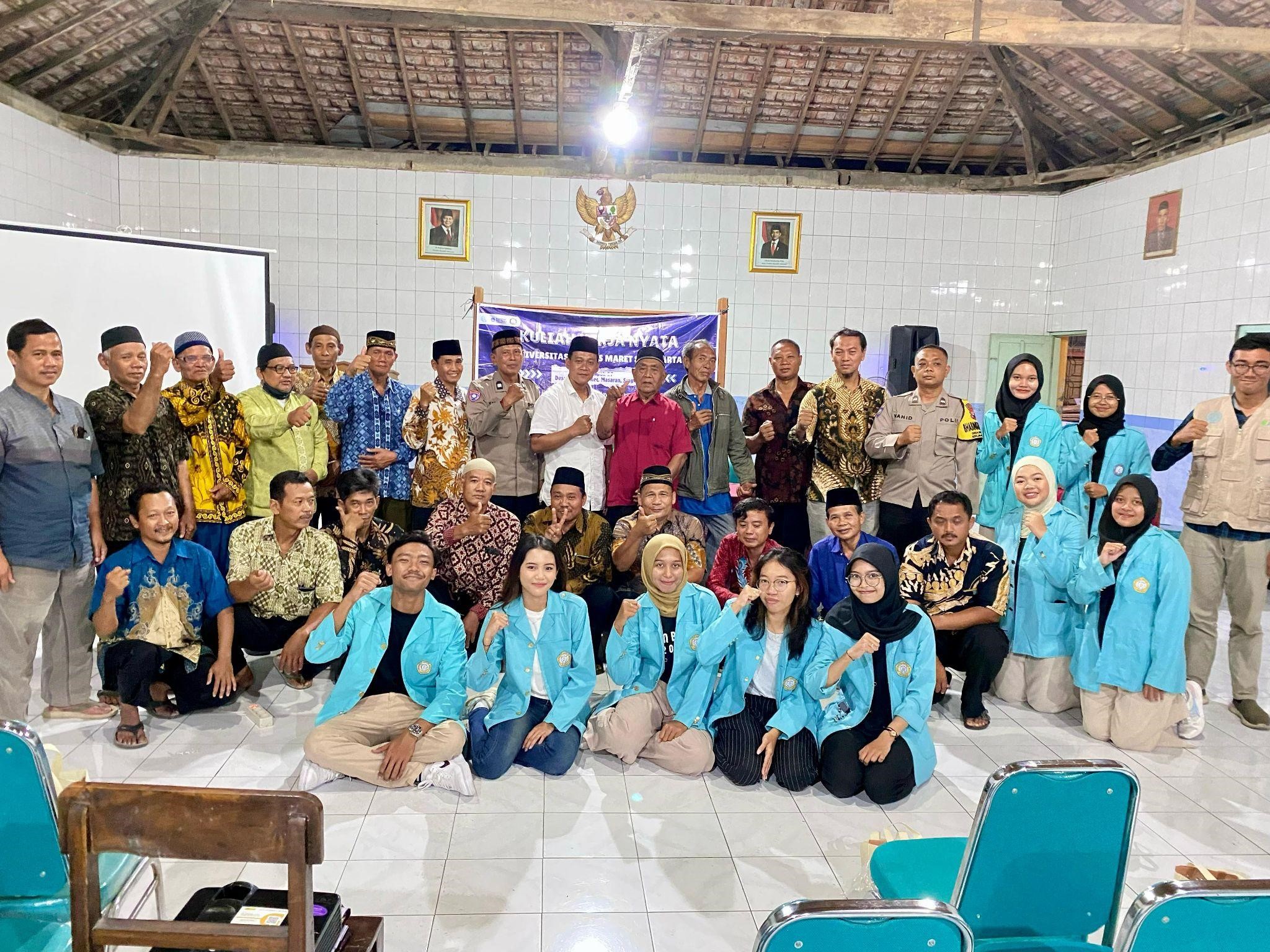 Kegiatan Sosialisasi Hukum terkait Bahaya Pinjaman Online Ilegal. (doc. KKN UNS 85)