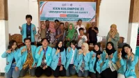 Penyambutan Mahasiswa KKN Kelompok 81 di Desa Jenar bersama Dosen Pembimbing Lapangan dan Perangkat Desa pada hari Jumat (10/1/2025) di Balai Desa Jenar. (doc. KKN UNS 81)