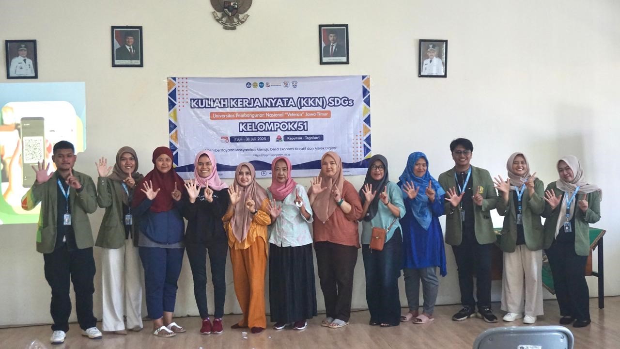 Dokumentasi Warga yang Mengikuti Sosialisasi Qris (9/7/2025). (doc. KKN SDGs 51 UPN “Veteran” Jatim)