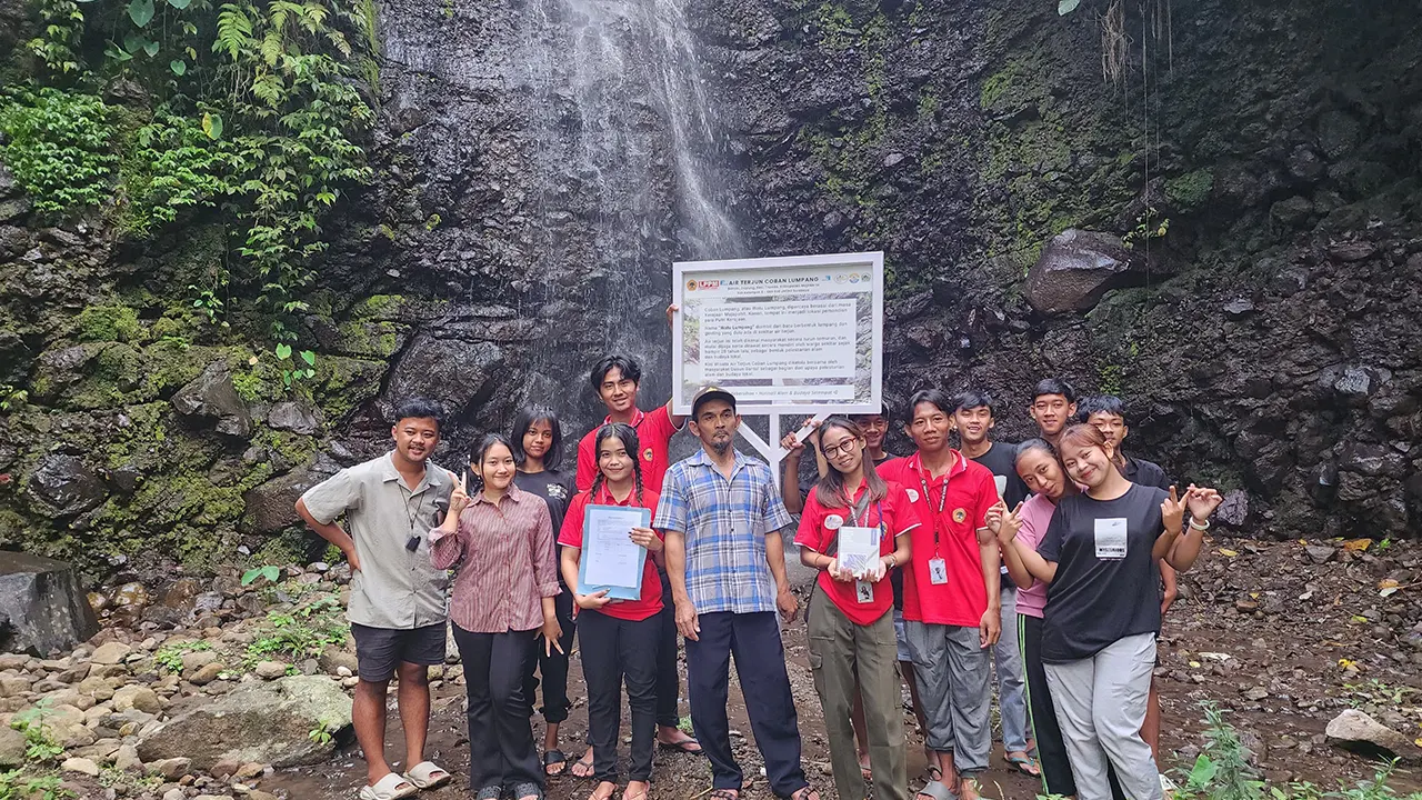 Dokumentasi bersama. (doc. KKN R39 SubKelompok 8 UNTAG)