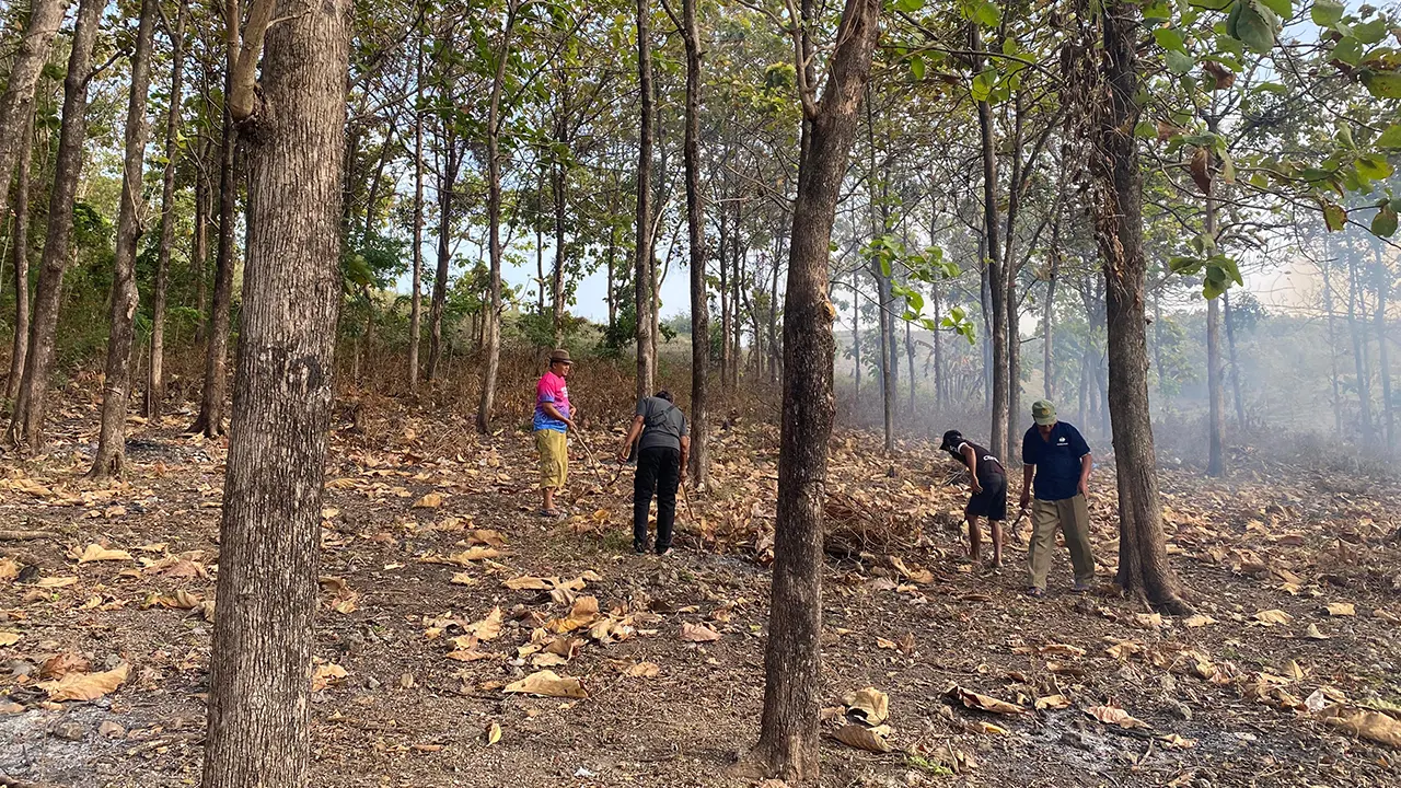 Warga saat pelaksanaan program GERMAS. (doc. KKNTK 25 UNIGORO)