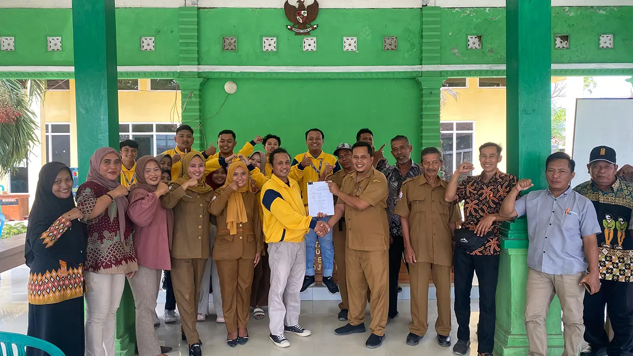 Dokumentasi bersama setelah pembentukan Pokdarwis Desa Soko. (doc. KKNTK 25 UNIGORO)