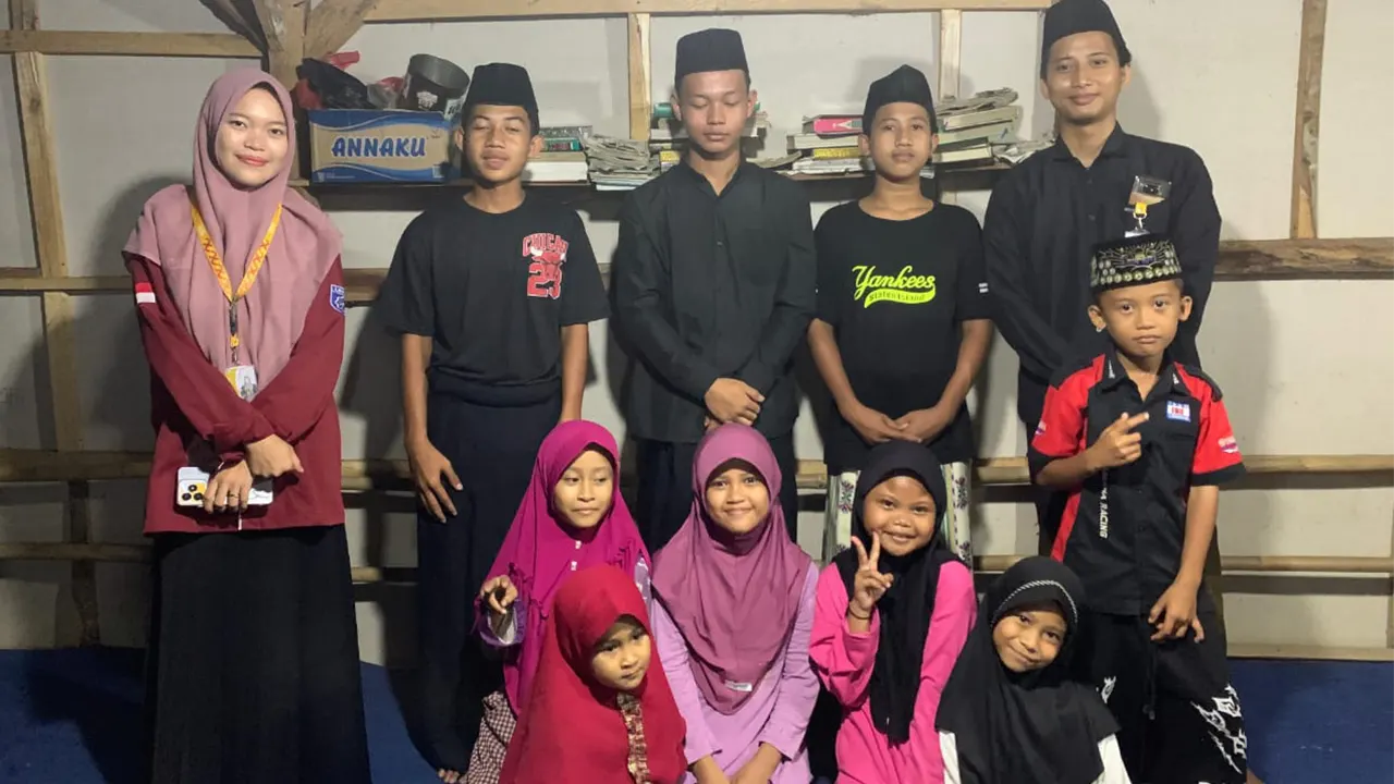 Dokumentasi bersama. (doc. KKM 66 UNIBA)