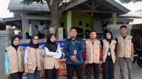 Dokumentasi bersama. (doc. KKM 84 UNIBA) Dokumentasi bersama. (doc. KKM 84 UNIBA)