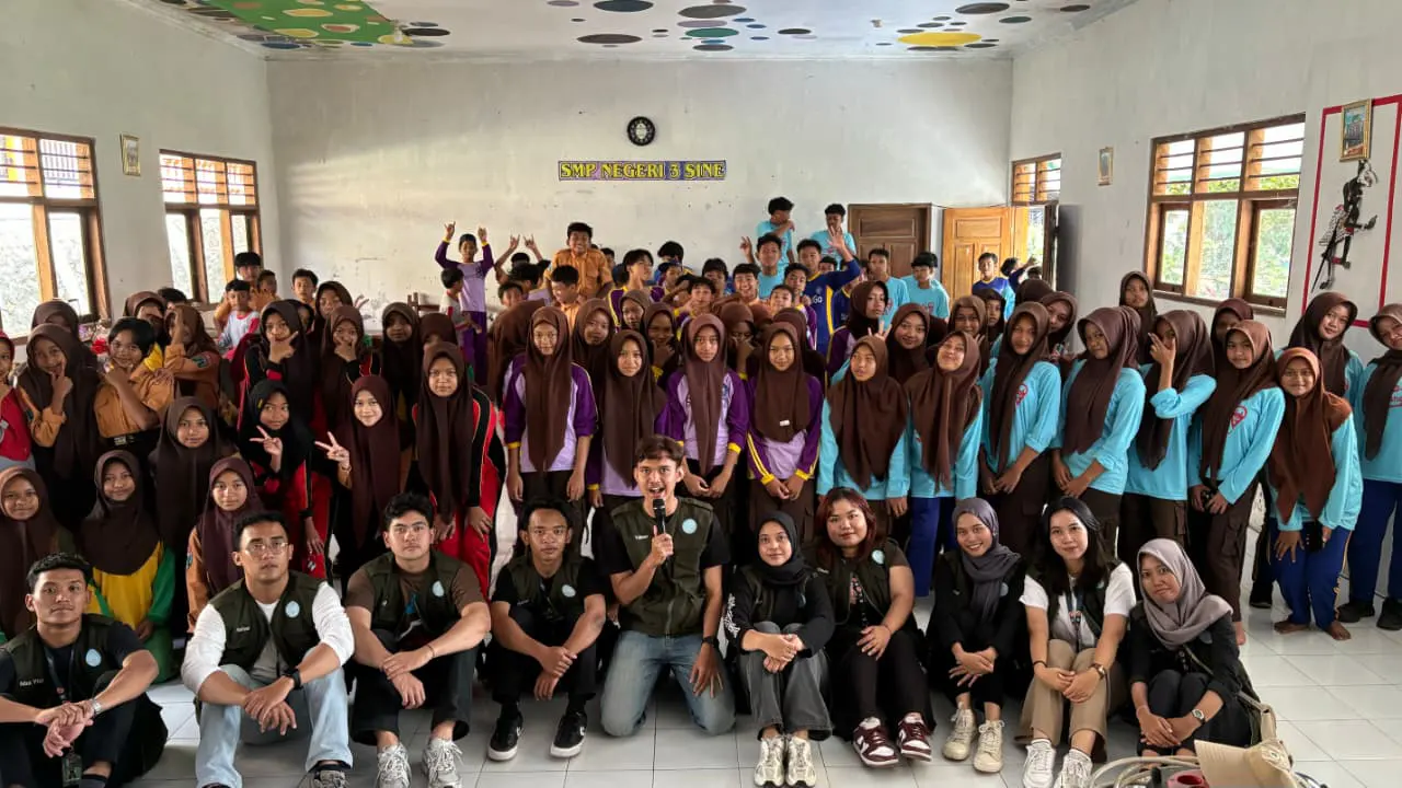 Dokumentasi bersama. (doc. KKN 245 UNS)