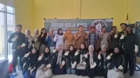 Dokumentasi bersama setelah pelaksanaan sosialisasi Koperasi Desa Merah Putih (KDMP) di Balai Desa Soko. (doc. KKN 55 Unugiri)