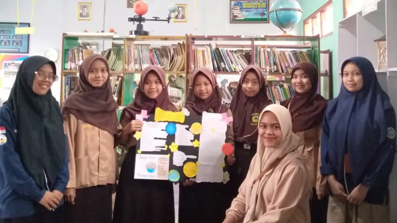 Karya Mading kelas VII MTs Negeri 1 Kota Magelang. (doc. pribadi)