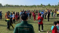 Mahasiswa KKN 42 Unugiri turut mendampingi peserta dalam kegiatan yang penuh semangat dan sportivitas ini. (doc. KKN 42 Unugiri) Mahasiswa KKN 42 Unugiri turut mendampingi peserta dalam kegiatan yang penuh semangat dan sportivitas ini. (doc. KKN 42 Unugiri)