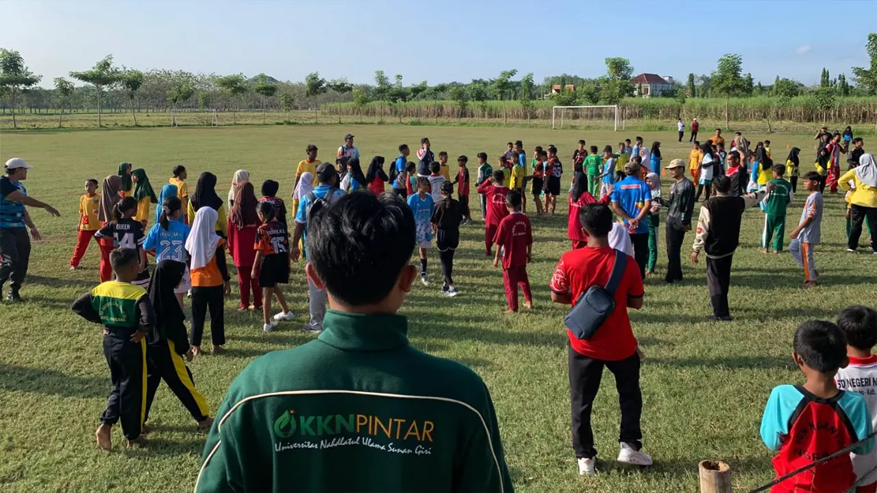 Mahasiswa KKN 42 Unugiri turut mendampingi peserta dalam kegiatan yang penuh semangat dan sportivitas ini. (doc. KKN 42 Unugiri)