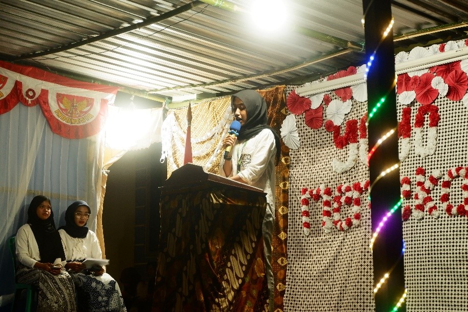 Sambutan ketua pelaksana yoyo Merdeka desa selamon. (doc. Tim II KKN UNS Banda Neira Bercerita)