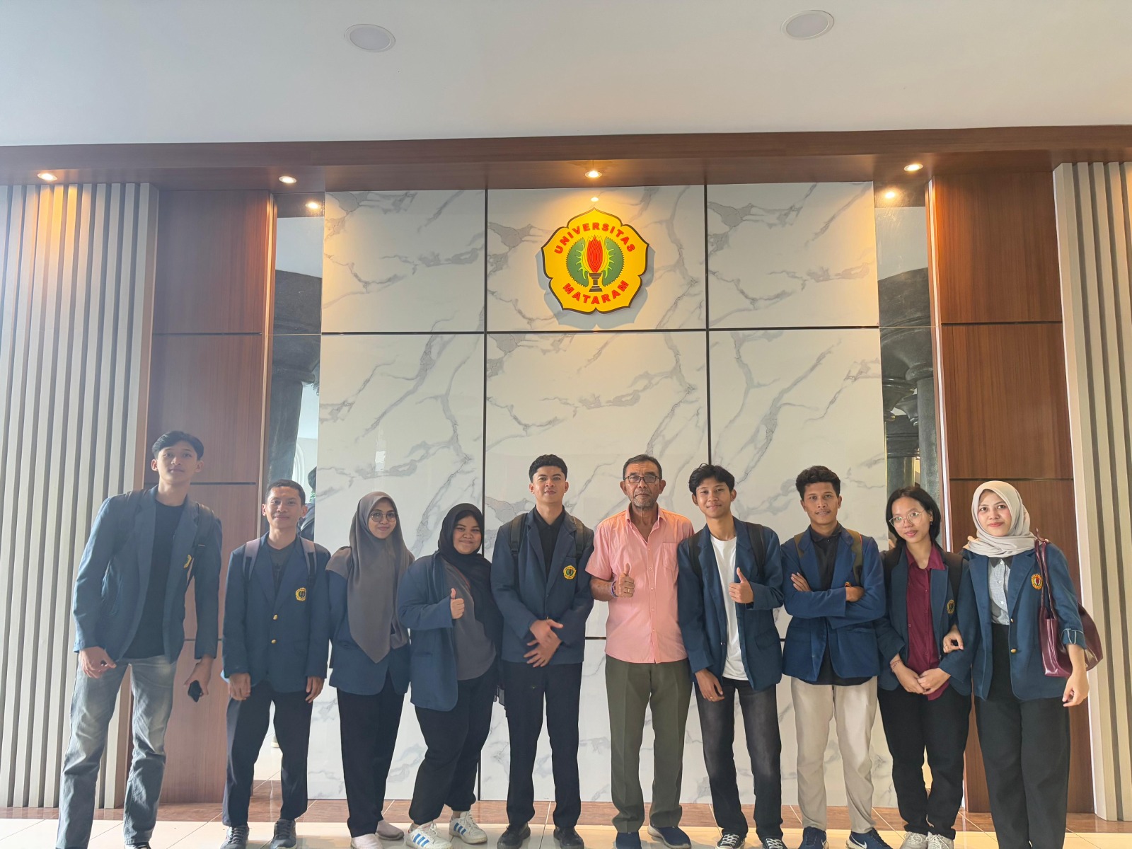 Dokumentasi bersama. (doc. KKN Desa Dasan Geria 2025)