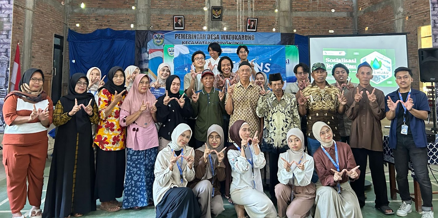 Dokumentasi bersama setelah pelaksanaan sosialisasi Tetes Hijau. (doc. KKN 256 UNS)