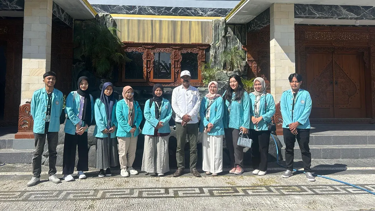 Dokumentasi bersama. (doc. KKN 189 UNS)