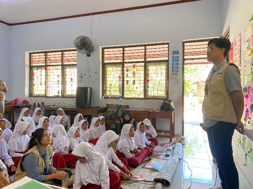 Kegiatan Edukasi Pentingnya Literasi di SD Negeri Kangkungan Desa Kadiluwih. (doc. KKN Literasi 170 UNS)