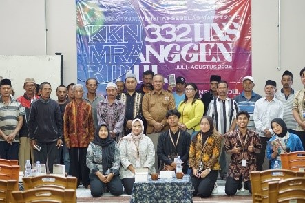 Dokumentasi bersama usai sosialisasi budidaya dan pascapanen kopi Arabika serta workshop perawatan tanaman kopi bersama Masyarakat Perlindungan Indikasi Geografis Kopi Arabika Java Sindoro-Sumbing (MPIG KAJSS). (doc. KKN 332 UNS)