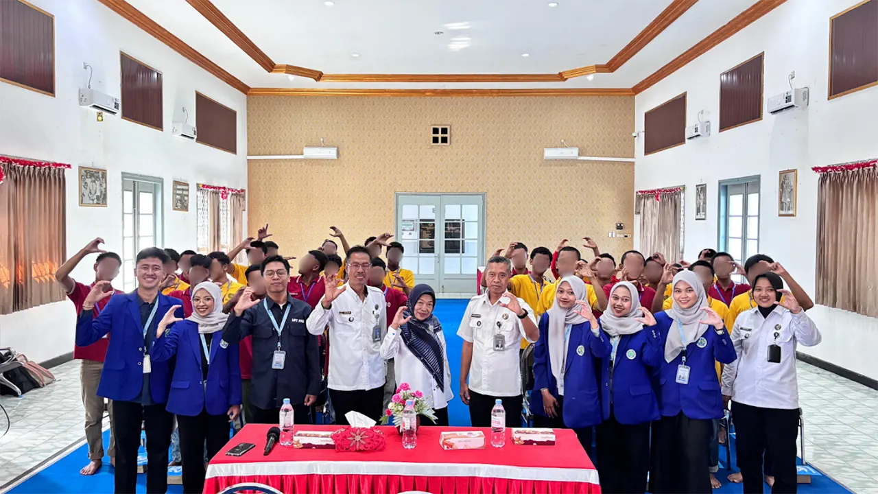 Pelaksanaan Sosialisasi Program Social Room dengan Anak Binaan dan Pihak LPKA Kelas 1 Blitar. (doc. PKM-PM UM)