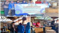 Dosen dan mahasiswa Program Studi Akuntansi Universitas Pamulang (Unpam) Kampus Serang melakukan kegiatan Pengabdian kepada Masyarakat (PKM) di Pabrik Tahu Bintang Jaya, Serang, Banten, Selasa (14/10/2025). (doc. pribadi)