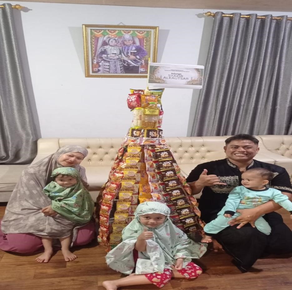 Ilustrasi foto Tolangga dan Keluarga Gorontalo. (doc. pribadi)