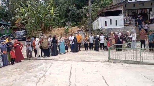 Halal Bihalal Dusun Klepu. (doc. pribadi)