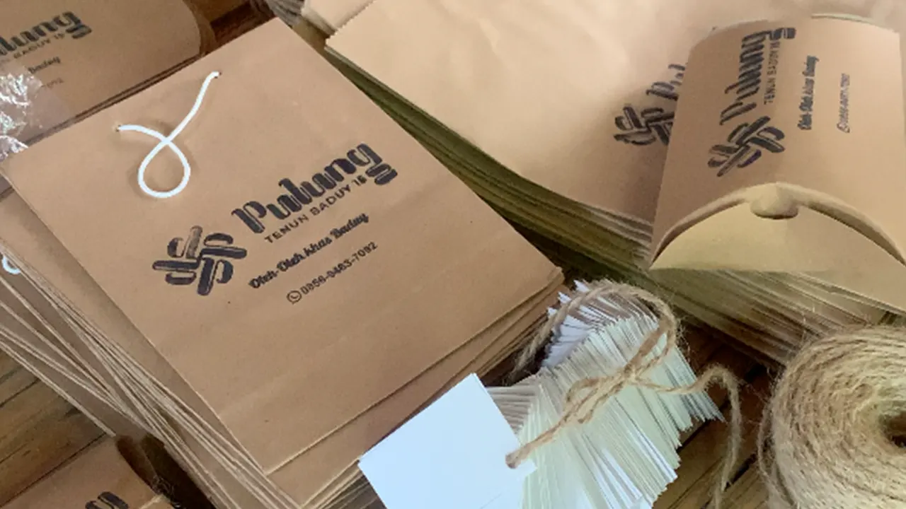 Hasil dari penguatan branding dan identitas visual UMKM Baduy Luar di Desa Kanekes, Kecamatan Leuwidamar, Kabupaten Lebak, Banten, pada Sabtu (24/1/2026). (doc. pribadi)