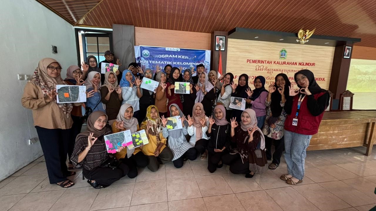 Mahasiswa KKN Universitas Sebelas Maret (UNS) 33 sukses melaksanakan program Workshop Identifikasi Point of Interest (POI) di Desa Nglindur. (doc. KKN UNS 33)