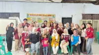 Mahasiswa Kuliah Kerja Mahasiswa (KKM) Kelompok 37 Universitas Bina Bangsa (UNIBA) menggelar kegiatan Cek Kesehatan Gratis (CKG) sebagai salah satu program kerja di bidang kesehatan pada Minggu (26/7/2026)di Balai Desa Undar Andir, Kecamatan Kragilan, Kabupaten Serang. (Doc. Tim KKM) Mahasiswa Kuliah Kerja Mahasiswa (KKM) Kelompok 37 Universitas Bina Bangsa (UNIBA) menggelar kegiatan Cek Kesehatan Gratis (CKG) sebagai salah satu program kerja di bidang kesehatan pada Minggu (26/7/2026)di Balai Desa Undar Andir, Kecamatan Kragilan, Kabupaten Serang. (Doc. Tim KKM)