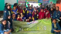 Para siswa SDN Dilem mempraktikkan langkah menyikat gigi yang benar dalam mata acara Senyum Nirmala, bagian dari program Jagawana 5.0 Kementerian Lingkungan Hidup BEM Universitas Airlangga pada Rabu, 19 Agustus 2026. (Sumber foto: Staff Divisi Publikasi, Desain dan Dokumentasi Jagawana 5.0) Para siswa SDN Dilem mempraktikkan langkah menyikat gigi yang benar dalam mata acara Senyum Nirmala, bagian dari program Jagawana 5.0 Kementerian Lingkungan Hidup BEM Universitas Airlangga pada Rabu, 19 Agustus 2026. (Sumber foto: Staff Divisi Publikasi, Desain dan Dokumentasi Jagawana 5.0)