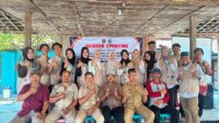 Dokumentasi bersama. (Dok. KKN 29 UINSA) Dokumentasi bersama. (Dok. KKN 29 UINSA)