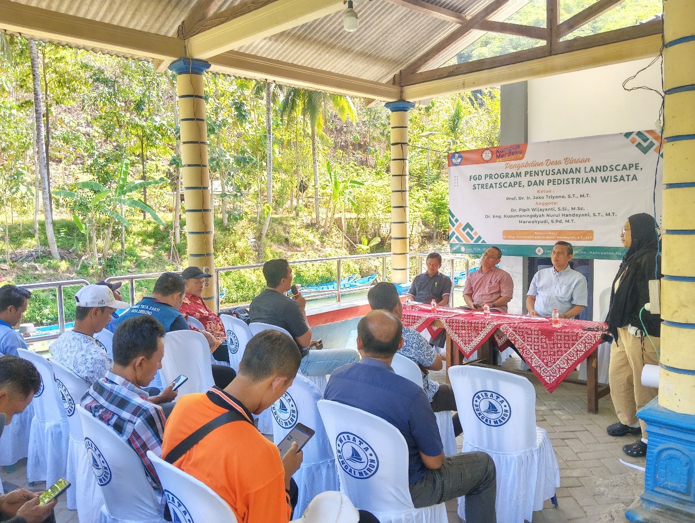 Pelaksanaan FGD. (Dok. Pribadi)