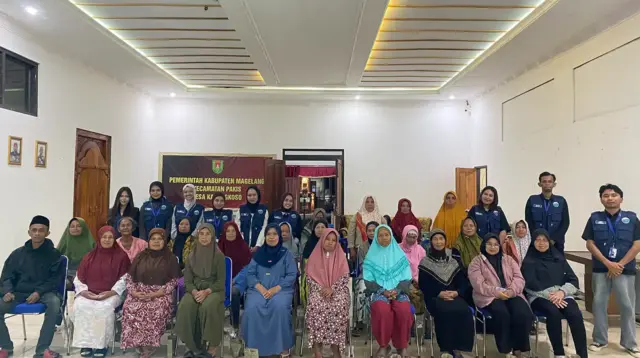 Dokumentasi bersama setelah pelaksanaan program kerja bertajuk “Pertanian Terpadu: Ketahanan Pangan Mandiri” di Dusun Bono. (Dok. Pribadi/KKN-PPM 18 UMBY)