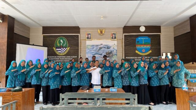 Foto Bersama Kader PKK Desa Bojong. (Dok. Pribadi/KKN 208 UNS)
